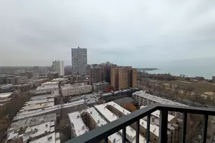 3660 N Lake Shore Dr, Chicago, IL 60613 - Photo 13