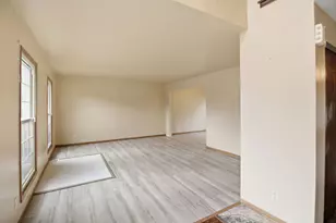 1155 Hanover Dr, Batavia, IL 60510 - Photo 11