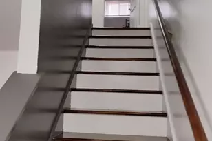 1S265 Holyoke Ln, Villa Park, IL 60181 - Photo 9