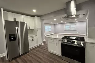 616 Parkside Cir, Streamwood, IL 60107 - Photo 7