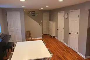 2315 W Waveland Ave, Chicago, IL 60618 - Photo 3