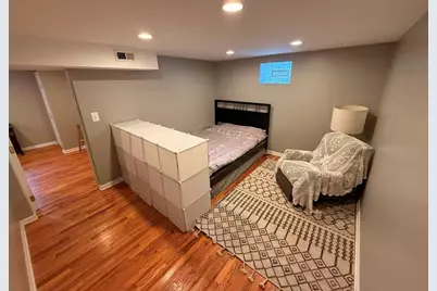 2315 W Waveland Avenue #B, Chicago, IL 60618 - Photo 5