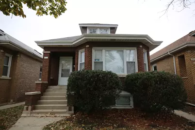3031 N Marmora Avenue, Chicago, IL 60634 - Photo 1