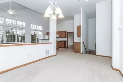 202 Braeburn Circle, Sugar Grove, IL 60554 - Photo 5