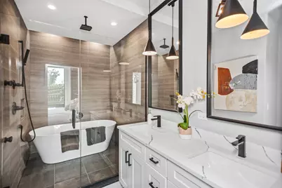 6523 S Minerva Avenue #3, Chicago, IL 60637 - Photo 13