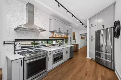 6523 S Minerva Avenue #3, Chicago, IL 60637 - Photo 9