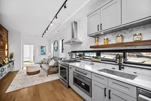 6523 S Minerva Ave, Chicago, IL 60637 - Photo 7