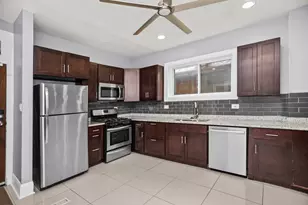 7958 S Luella Ave, Chicago, IL 60617 - Photo 7