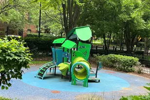 834 W Village Ct, Chicago, IL 60608 - Photo 27