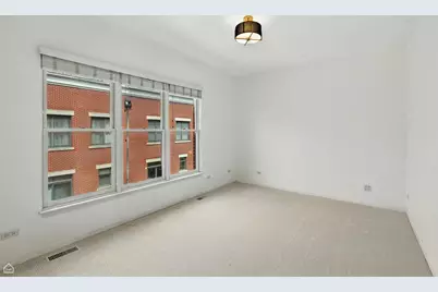 834 W Village Court, Chicago, IL 60608 - Photo 13