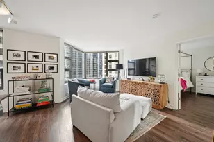 401 E Ontario St, Chicago, IL 60611 - Photo 3