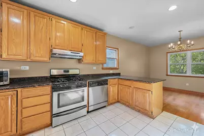 31 W Harrison Road, Lombard, IL 60148 - Photo 5