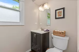 1211 Parliament Ct, Libertyville, IL 60048 - Photo 11