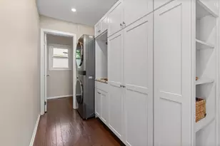 1211 Parliament Ct, Libertyville, IL 60048 - Photo 9