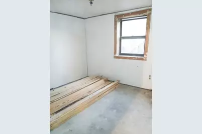 2112 E 2400 Road, Watseka, IL 60970 - Photo 9