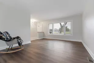 [Address not provided], Elk Grove Village, IL 60007 - Photo 3