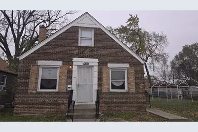 10221 S Hoxie Avenue, Chicago, IL 60617 - Photo 1