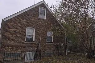 10221 S Hoxie Ave, Chicago, IL 60617 - Photo 13
