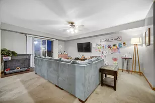 2034 Manico Ct, Crest Hill, IL 60403 - Photo 5