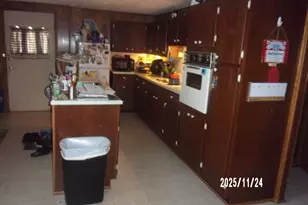 431 S 5th St, Watseka, IL 60970 - Photo 9