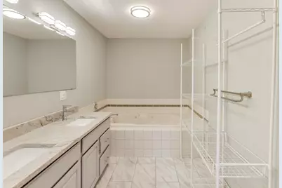 5695 S Park Place Drive, Rochelle, IL 61068 - Photo 25