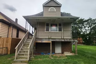 303 W 153rd Pl, Calumet City, IL 60409 - Photo 1