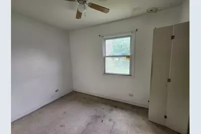 303 W 153rd Place, Calumet City, IL 60409 - Photo 13