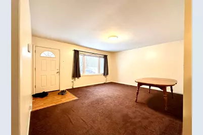 2720 Gilboa Avenue, Zion, IL 60099 - Photo 13