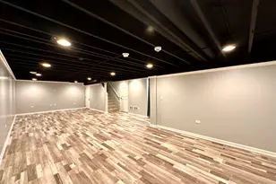 2720 Gilboa Ave, Zion, IL 60099 - Photo 21