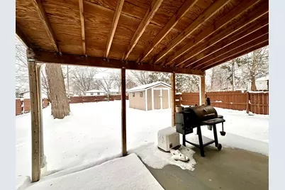 2720 Gilboa Avenue, Zion, IL 60099 - Photo 5