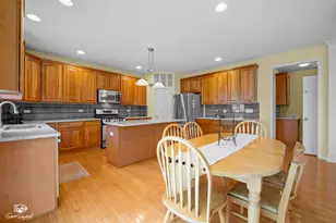 1 Firethorn Ct, Bolingbrook, IL 60490 - Photo 17