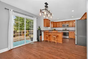 1110 S Sandstone Dr, Diamond, IL 60416 - Photo 13