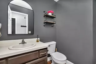 1110 S Sandstone Dr, Diamond, IL 60416 - Photo 15