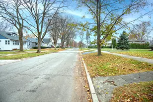 136 S Wisconsin Ave, Villa Park, IL 60181 - Photo 7