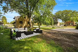 630 East End Ave, Hillside, IL 60162 - Photo 31