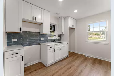 630 E End Avenue, Hillside, IL 60162 - Photo 11