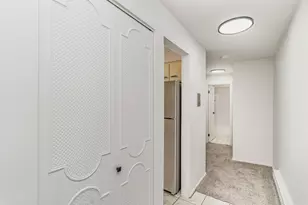 9724 S Karlov Ave, Oak Lawn, IL 60453 - Photo 9