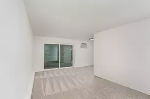 9724 S Karlov Ave, Oak Lawn, IL 60453 - Photo 5