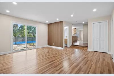 1813 E Wood Lane, Mount Prospect, IL 60056 - Photo 11