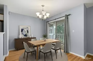 2901 Shelly Ln, Aurora, IL 60504 - Photo 5