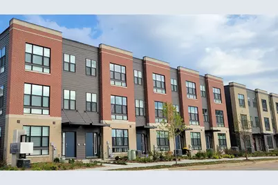 377 Summit Circle, Lombard, IL 60148 - Photo 1