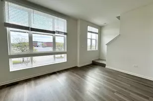 387 Summit Cir, Lombard, IL 60148 - Photo 7