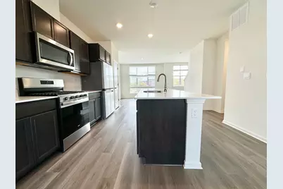 387 Summit Circle, Lombard, IL 60148 - Photo 5