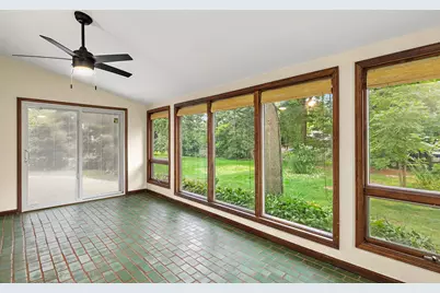 2916 Skyline Drive, Crystal Lake, IL 60012 - Photo 17