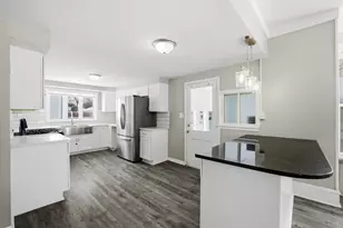 406 W Balsam St, Forreston, IL 61030 - Photo 7