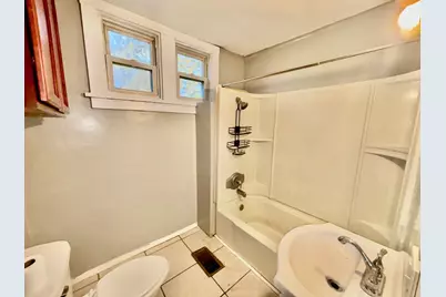 410 Oakley Avenue, Rockford, IL 61101 - Photo 25