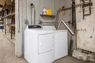 72 East St, Crystal Lake, IL 60014 - Photo 17