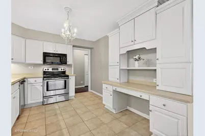 [Address not provided], Oakbrook Terrace, IL 60181 - Photo 11