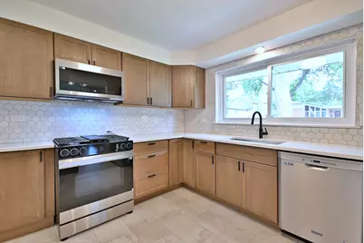 6750 N Kostner Avenue, Lincolnwood, IL 60712 - Photo 11