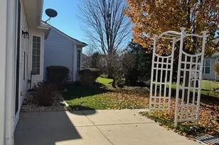 11723 Evergreen Ln, Huntley, IL 60142 - Photo 3